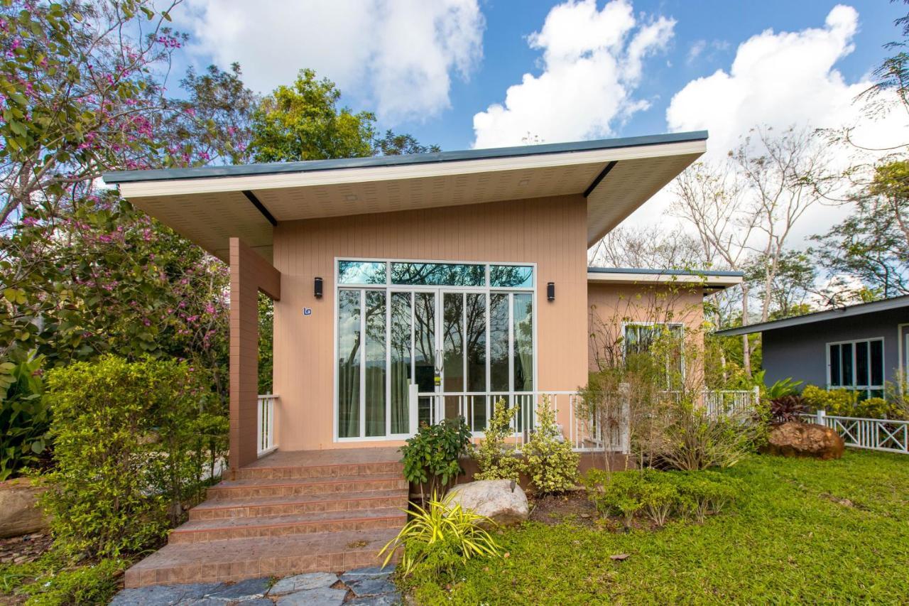 The Chamuang Forest Nakhon Nayok Exterior foto